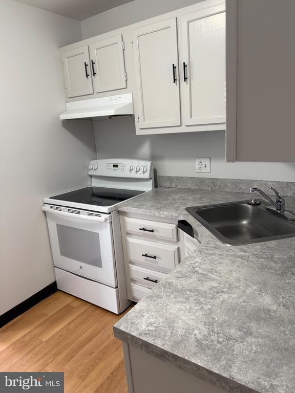 Building Photo - 10 ROBERT TREAT PAINE