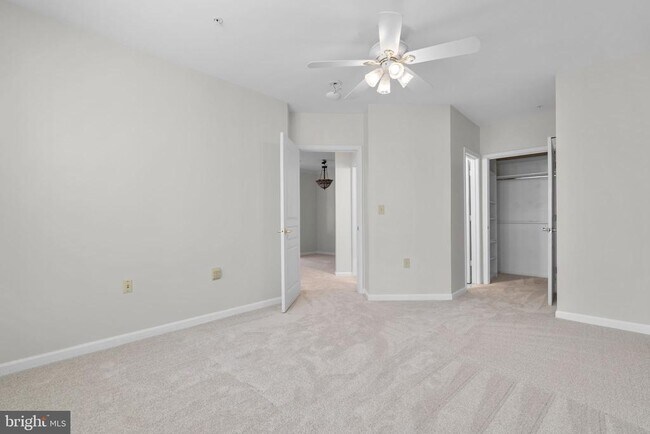 Building Photo - 12915 Alton Square