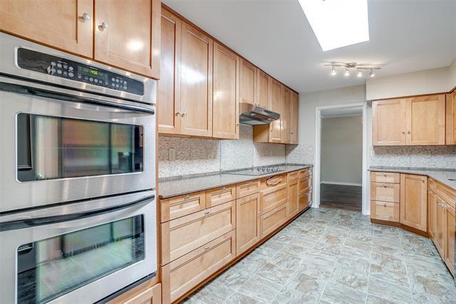 Building Photo - 2301 Ridgmar Plaza