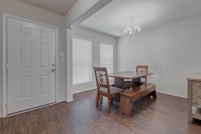 Building Photo - 3027 Upland Spring Trace