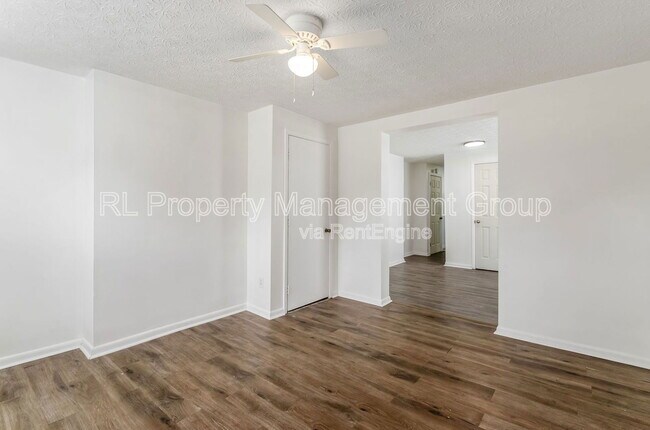 Building Photo - 483 S Champion Ave
