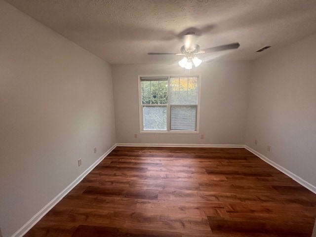 Building Photo - 513 Meadowland Ct