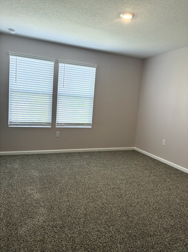 Building Photo - 5983 Ortega Lk Dr