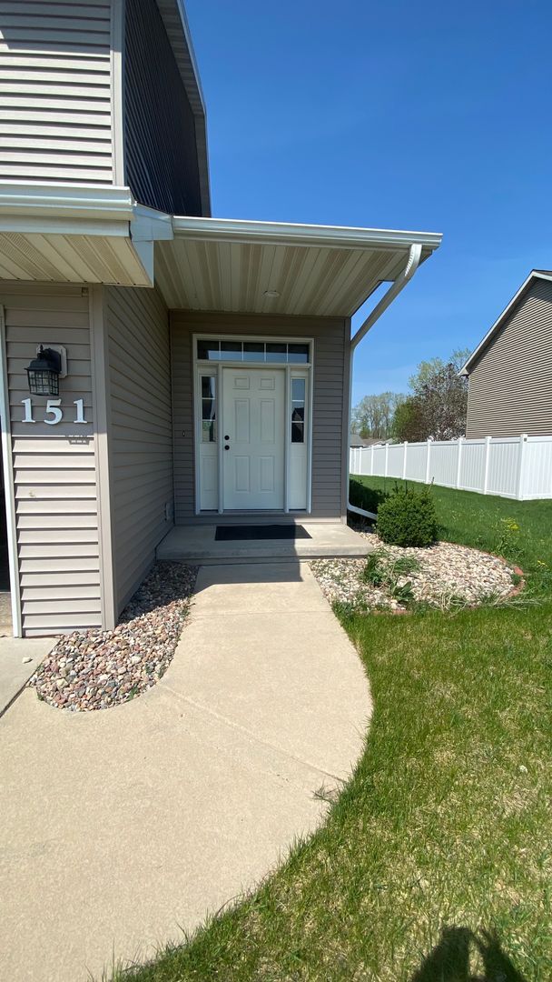 Building Photo - Rotherham: 151-153 East River Drive Duplex