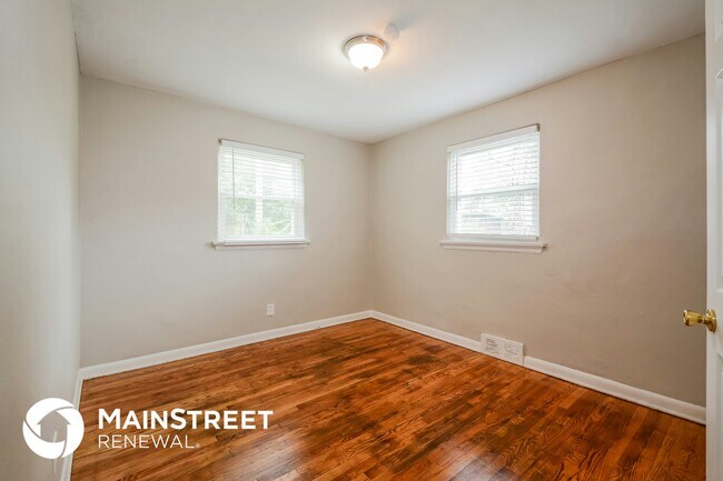 Building Photo - 1426 Faris Ave