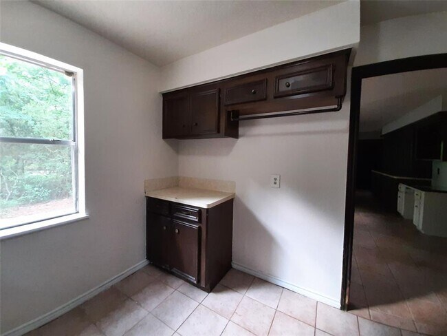 Building Photo - 18 Mayfair Grove Ct