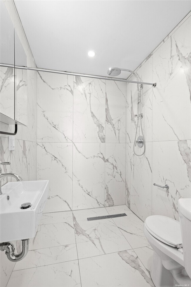 Building Photo - 23-09 Broadway