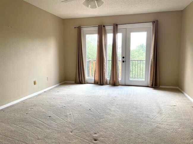 Building Photo - 9005 Scottish Pastures Dr