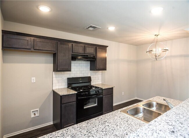 Building Photo - 8800 SW 45th Terrace