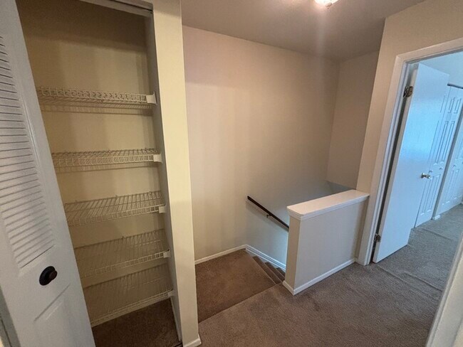 Building Photo - 3 Bedrooms Gwynn Oaks (County)