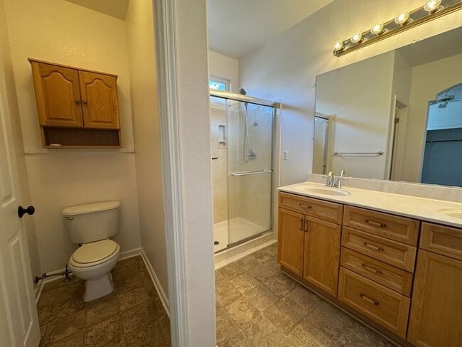 Building Photo - 3 Bed , 2 Bath in Wingfield Springs!