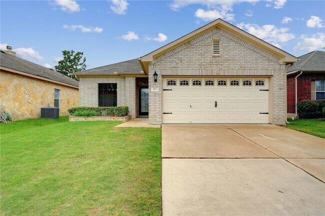 Primary Photo - 212 Housefinch Loop