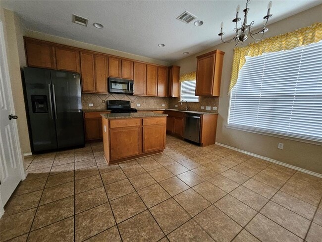 Building Photo - 11109 Persimmon Gap Dr