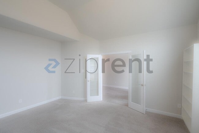 Building Photo - 23522 Persimmon Crk Ln