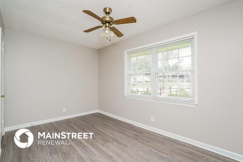 Building Photo - 4336 Central Valley Dr