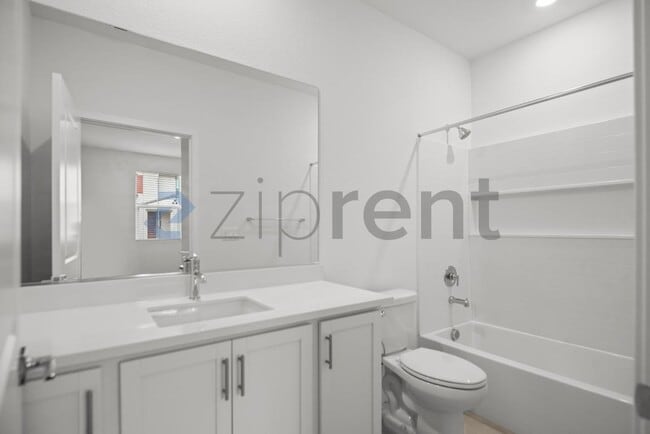 Building Photo - 3375 Tibidabo St