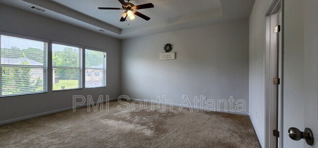 Building Photo - 633 Amrose Way