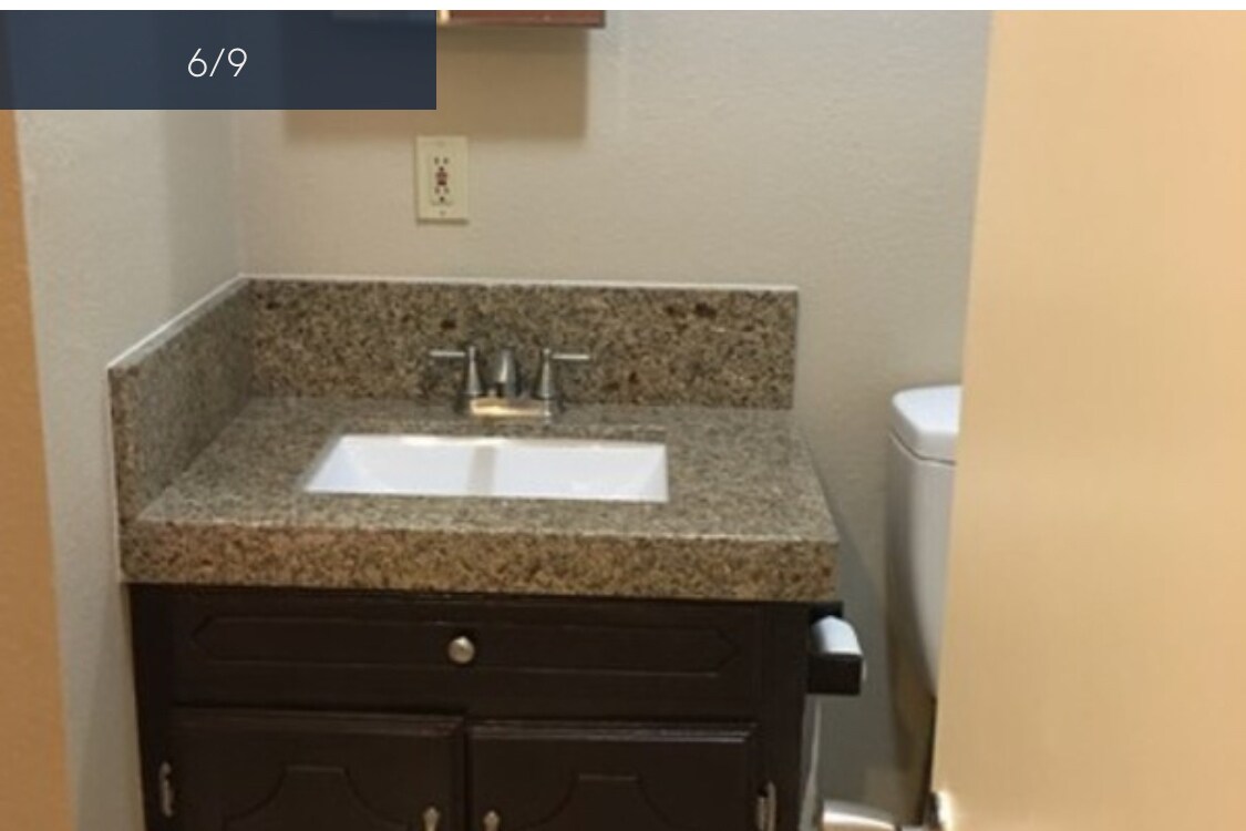 Building Photo - 312 Gastel Cir