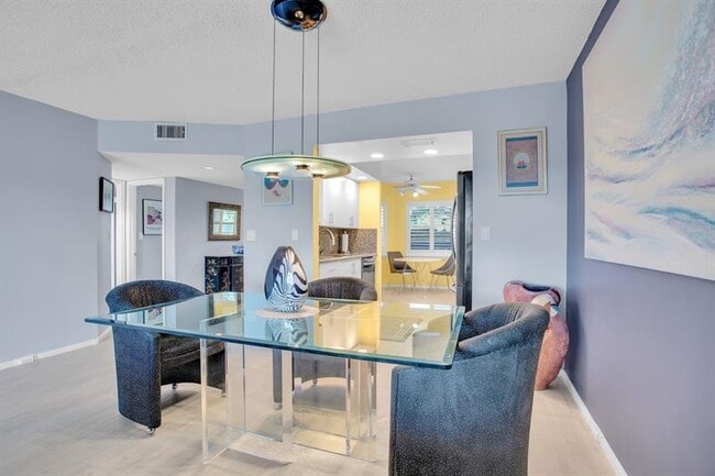 Building Photo - 1702 Andros Isle