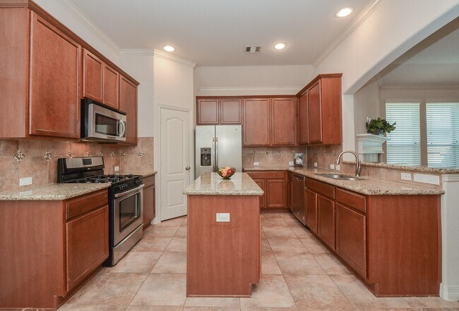 Building Photo - 7215 Casita Dr