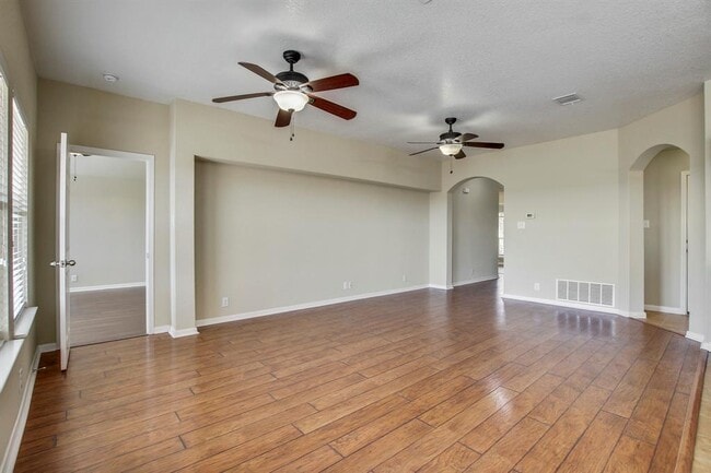 Building Photo - 507 Teron Dr