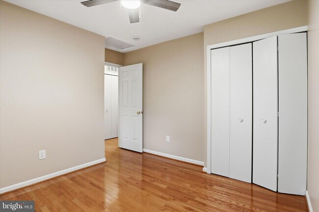 Building Photo - SINGLE FAMILY HOME.