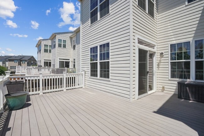 Building Photo - This beautiful townhome spans three finished levels and over 2800 square feet.