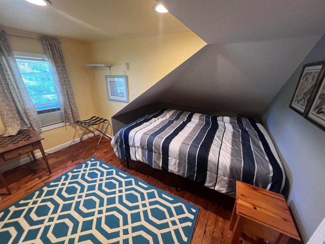 Building Photo - 78 Long Island Rd