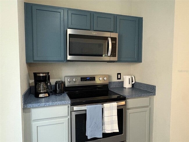 Building Photo - 893 Sandy Ridge Dr