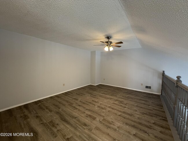 Building Photo - 6 Nashville Ct