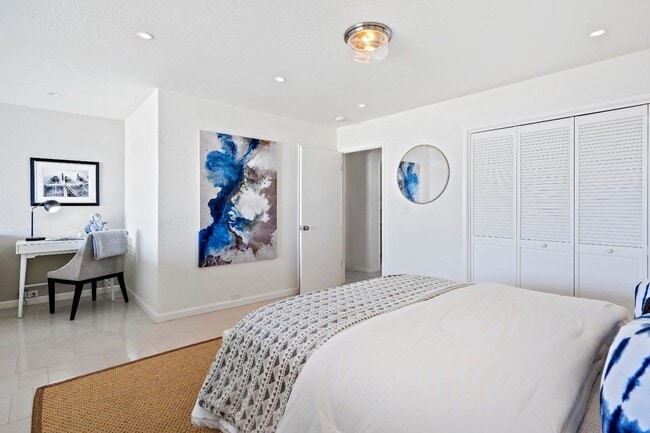 Building Photo - 3003 Melendy Dr