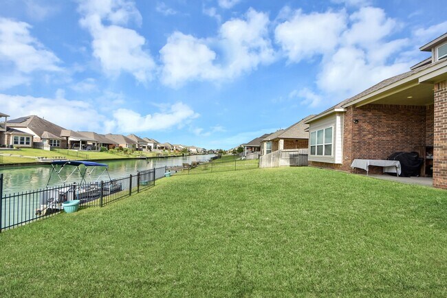 Building Photo - 24003 Cannon Anello Ct