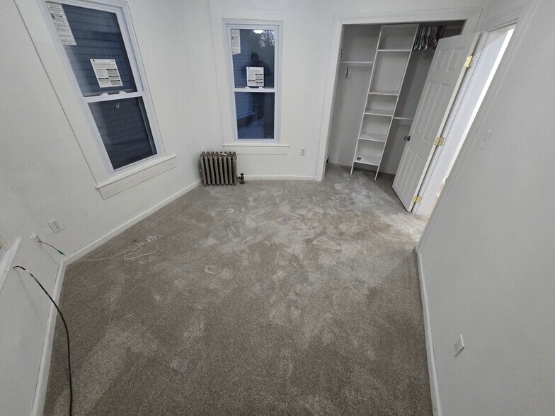 Building Photo - 1727 Monroe Ave