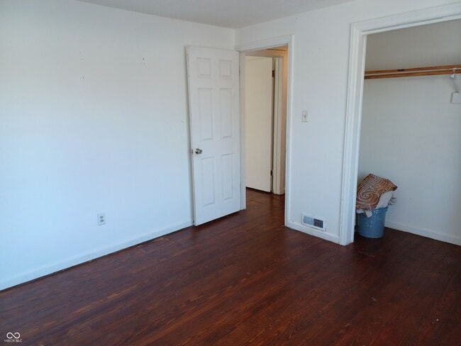 Building Photo - 670 Cleveland St