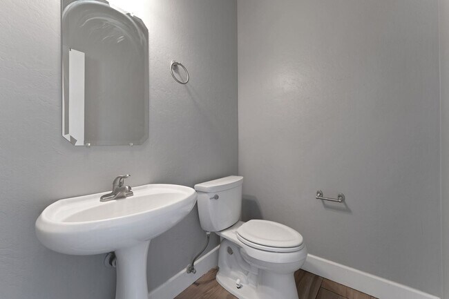 Building Photo - Charming 3BR House in Apache Junction