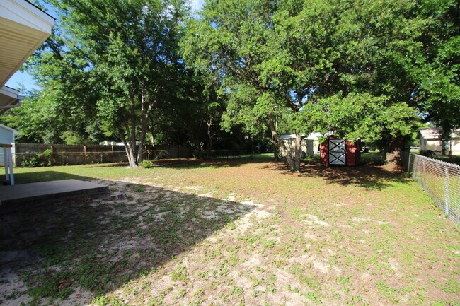 Building Photo - Beautiful Renovated Home In Fort Walton Beach