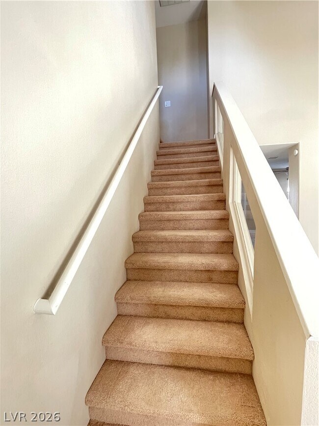 Building Photo - 7512 Pacific Ridge Ave