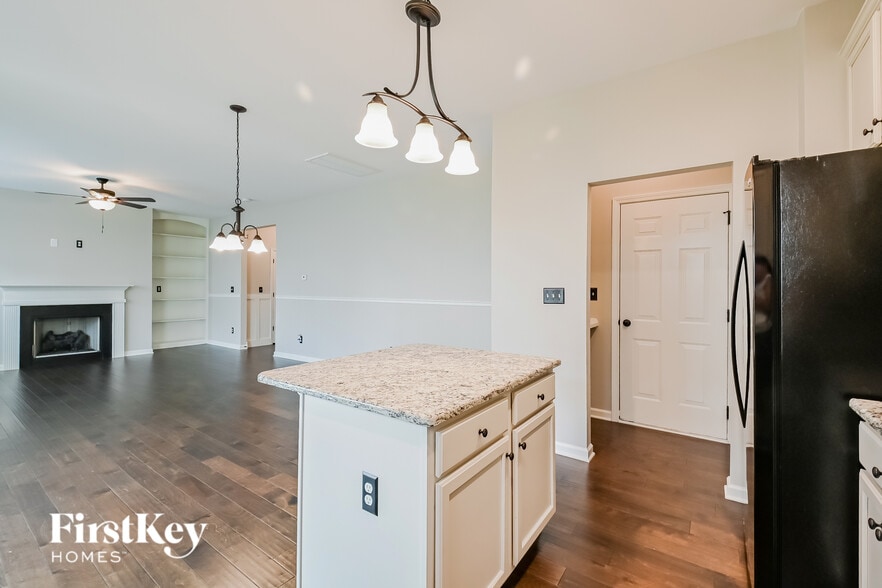 Building Photo - 78 W Lumber Ct