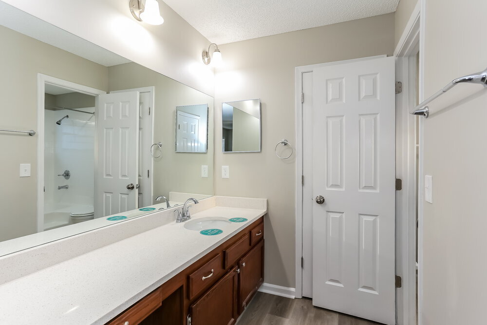 Building Photo - 12419 Long Lake Dr N