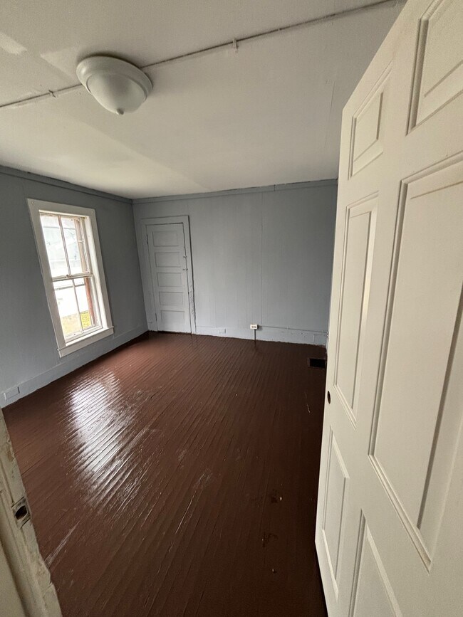 Building Photo - 206 Franklin St