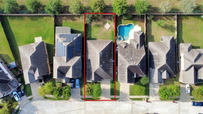 Building Photo - 24615 Ballad Dr