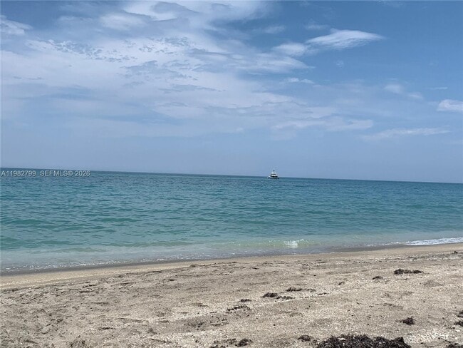 Building Photo - 2400 S Ocean Dr