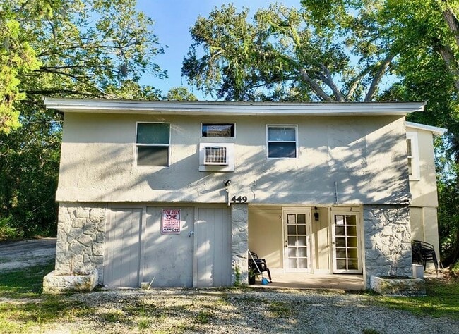 Primary Photo - 321 S Adams St