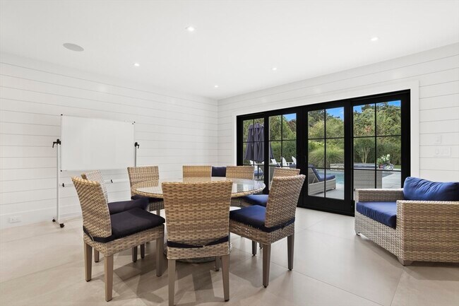 Building Photo - 3 Old Mill Ct