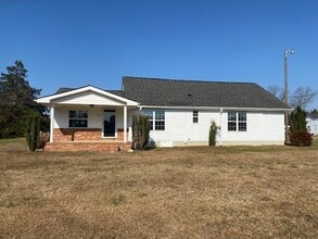 Building Photo - 60 Strickland Rd