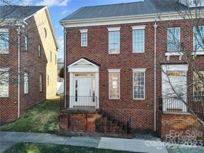 Building Photo - 630 Old Meeting Way