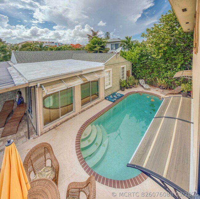 Building Photo - 216 Ocean Breeze