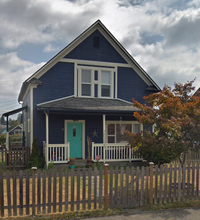 Primary Photo - 2509 Oakes Ave