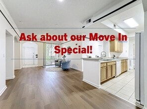 Building Photo - 3 Bedroom with Water View - Villanova at Hunters Creek