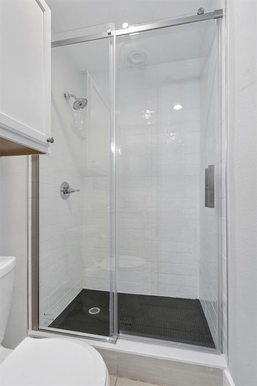 Building Photo - 935 La Posada Dr